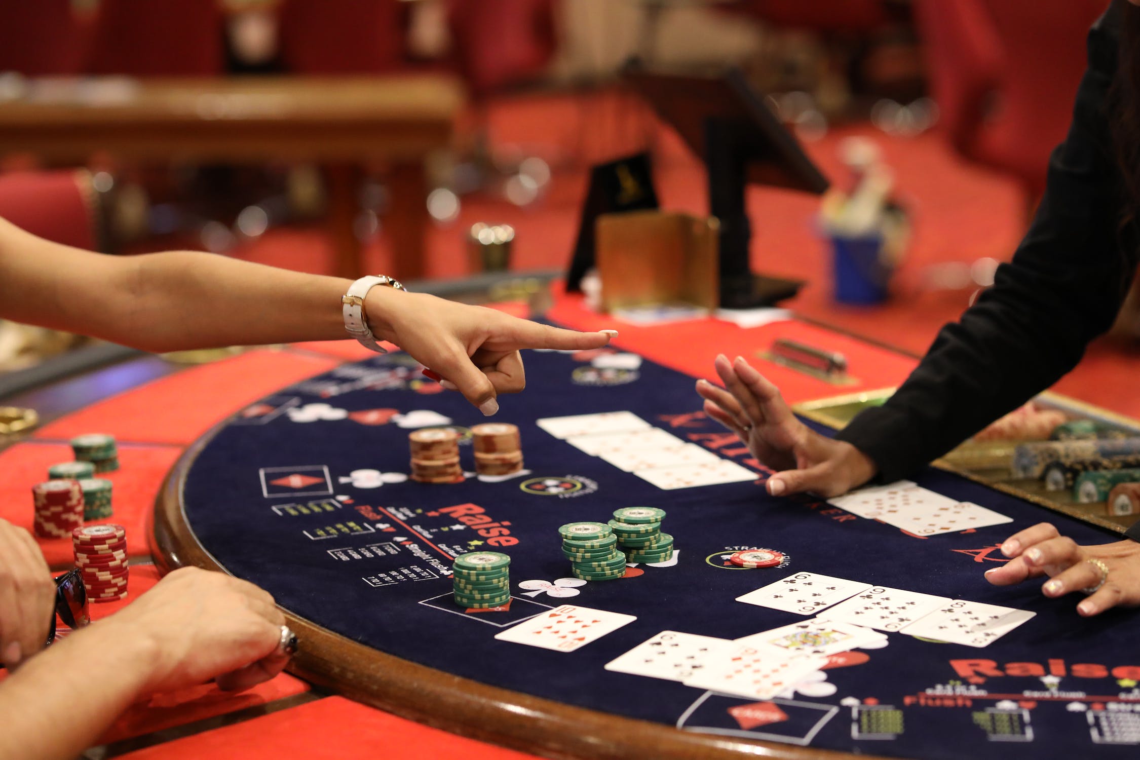 8 Simple Things You Can Do to Save Your Poker Game