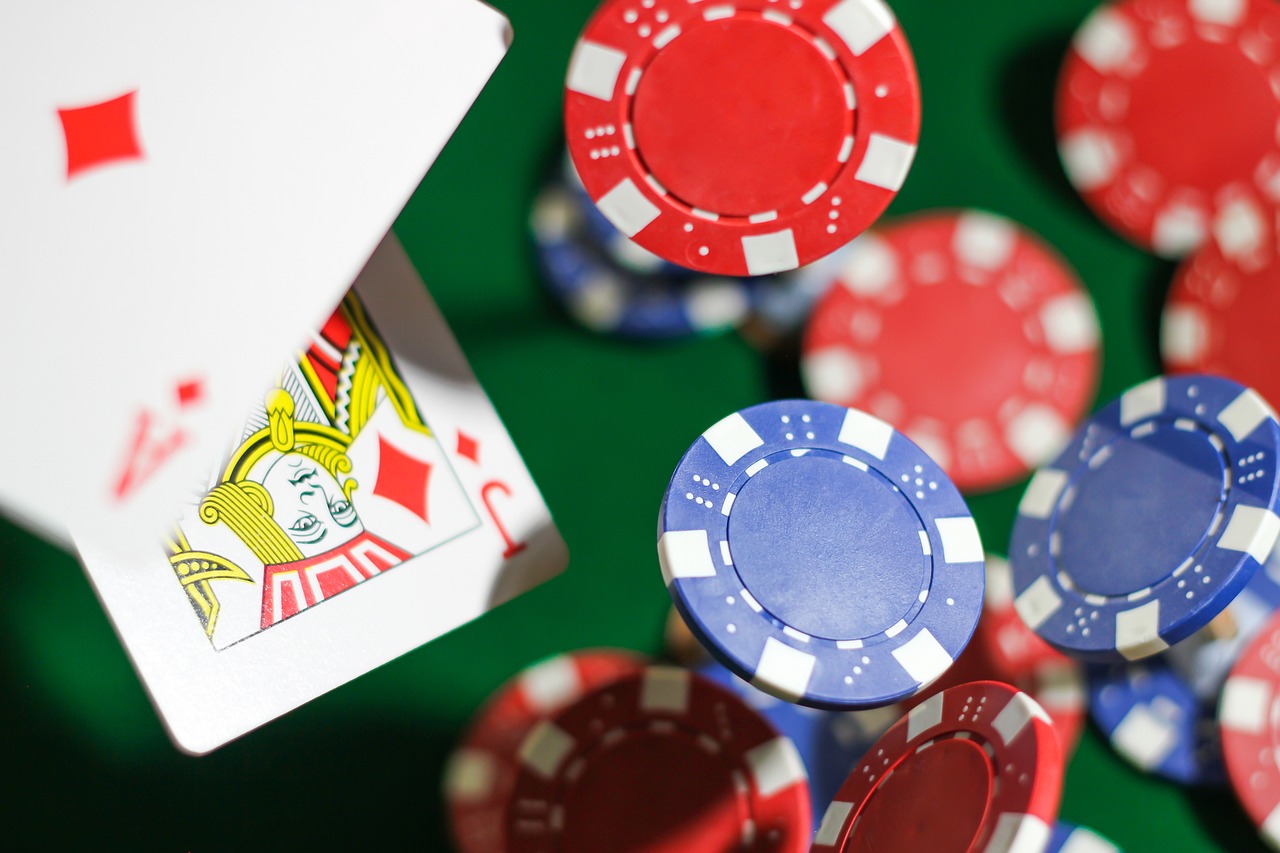 10 Things You Need To Know About Playing Poker