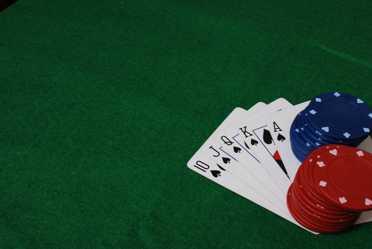 How to Take Advantage of Board Texture During a Poker Game