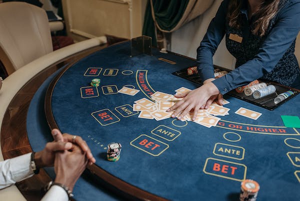 Bad Baccarat Habits That Can Be Difficult to Drop