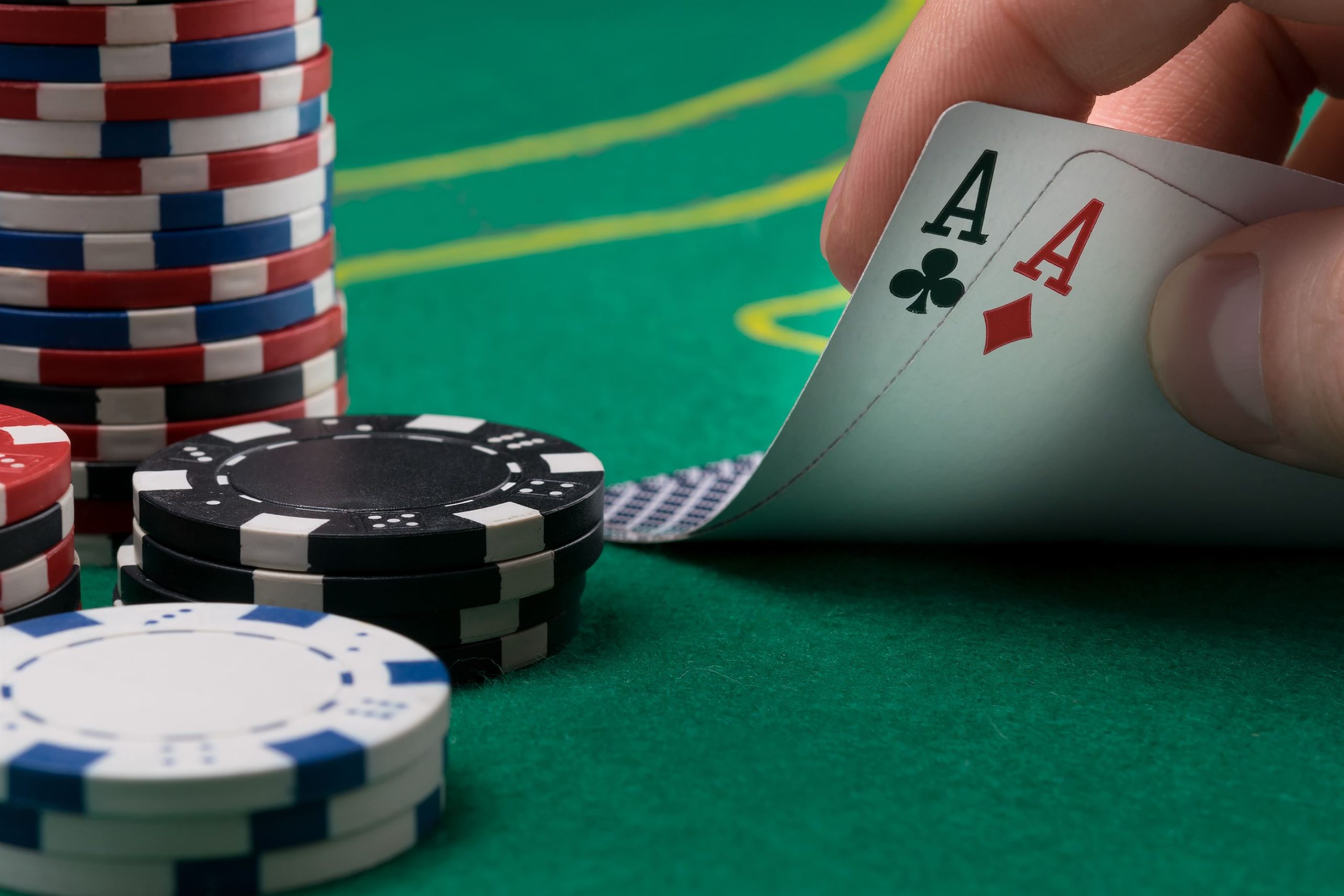 Outwit Your Opponents: Advanced Poker Strategies and Techniques